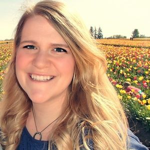 Meet your Posher, Carla